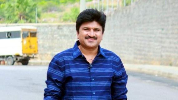 జబర్దస్త్‌లో స్కిట్స్ సరిగ్గా చేయకపోతే తెర వెనుక జరిగేది ఇదే.. రూమ్‌లోకి పిలిచి..: రాకెట్ రాఘవ కామెంట్స్