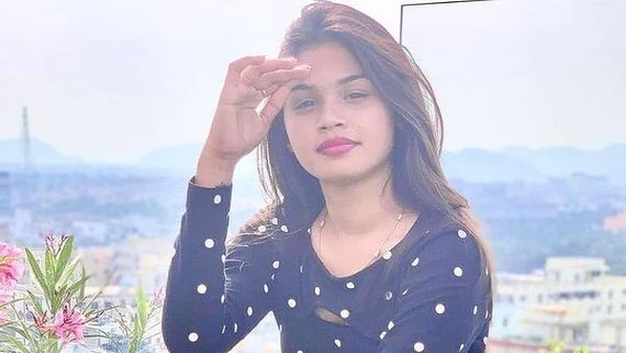 బర్త్ డే నాడు హాట్ ట్రీట్ ఇచ్చిన టిక్ టాక్ భాను.. ఎవరూ ఊహించని విధంగా పొట్టి డ్రెస్ లో!