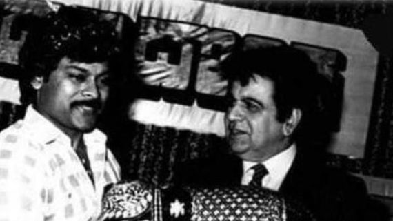 RIPDilipkumar : లెజెండ్రీ నటుడి మృతితో తీవ్ర విషాదం... రాజకీయ సినీ దిగ్గజాల సంతాపం