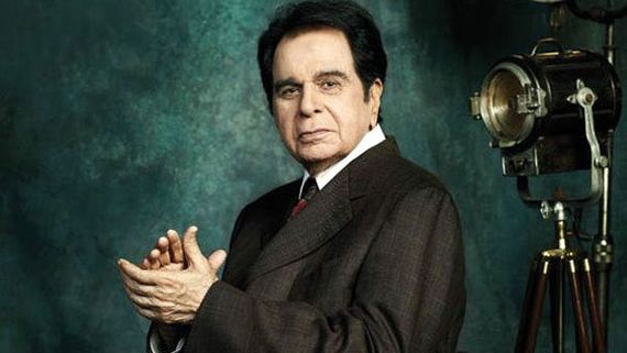 Dilip Kumar : భారీ ఎస్కార్ట్ తో ఇంటికి పార్ధివ దేహం.. అంత్యక్రియలు ఎప్పుడంటే?