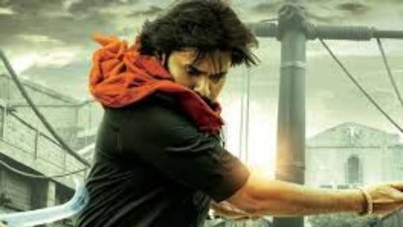 వెనక్కి వెళుతున్న హరిహర వీరమల్లు సినిమా.. అదే డేట్ కి ఫీస్ట్ రెడీ చేసిన పవన్?