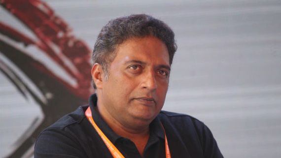  ప్రకాష్ రాజ్ కి షాకింగ్ కౌంటర్ ఇచ్చిన నరేష్.. నీళ్ళు నింపకుండా దూకుతావా ఏంది?