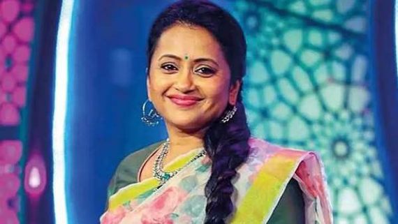  యాంకర్ సుమపై సినీ నటి షాకింగ్ కామెంట్స్: వయసు పెరిగినా తీరు మారలేదు.. చాలా అసూయ అంటూ!