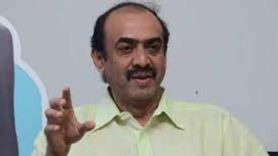  నారప్ప ఒక్కటే కాదు.. ఆ ఆరు సినిమాలు కూడా, బాంబు పేల్చిన సురేష్ బాబు!