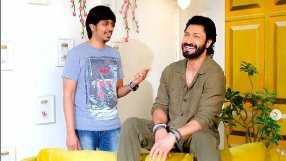  బాలీవుడ్ కి చెక్కేసిన మరో టాలెంటెడ్ తెలుగు డైరెక్టర్.. హీరోనే ప్రొడ్యూసర్ గా మార్చి మరీ!  