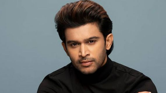 9 ఏళ్ల క్రితం అభిజిత్ ఇలా ఉన్నాడా.. పక్కనే మరో యంగ్ హీరో.. కులం, మతం అంటూ ఎమోషనల్ పోస్ట్!