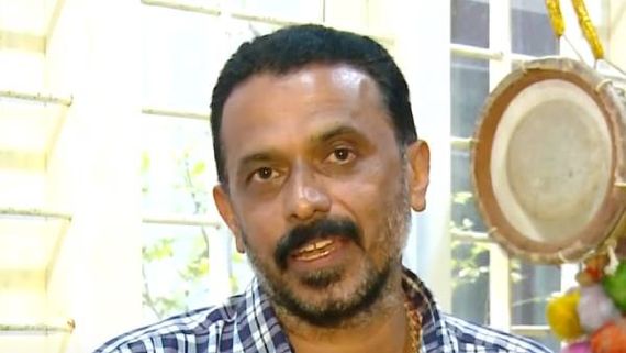 ప్రముఖ మ్యూజిక్ డైరెక్టర్‌పై దాడి.. కత్తులతో బెదిరించి మెడపై వేటు