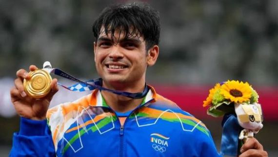 Neeraj Chopra బయోపిక్ కి సన్నాహాలు.. ఈ హీరోలు అయితే పోలికలతో సహా సెట్ అంతే!
