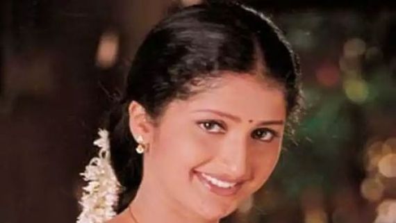 Prathyusha Unknown Facts: జీవితంలో చీకటి కోణాలు.. పూరీ జగన్నాథ్, రవితేజ మూవీని ఎందుకు రిజెక్ట్ చేసిందంటే..