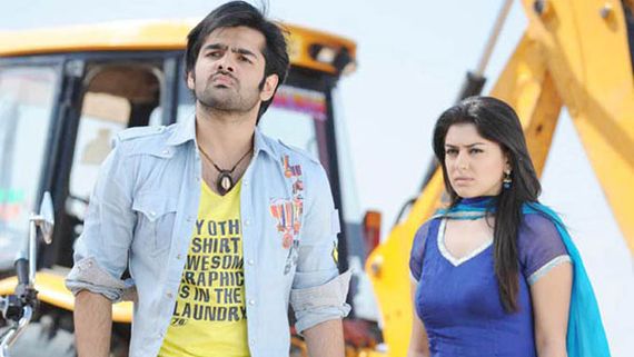10 Years For Kandireega: రామ్ బాక్సాఫీస్ రేంజ్ ను పెంచిన సినిమా.. రిజెక్ట్ చేసిన హీరోలు ఎవరంటే?