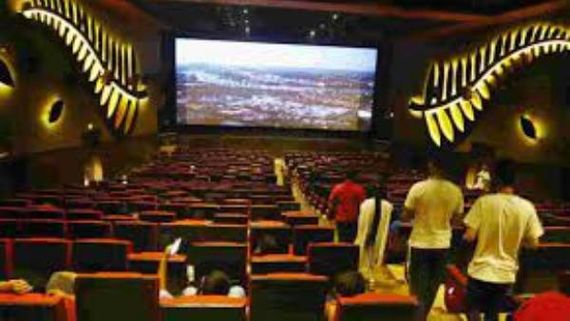  సినీ ప్రియులకు ఇక పండుగే: ఒకేరోజు ఏడు సినిమాలు రిలీజ్.. టాలీవుడ్‌లో తొలిసారి ఈ రేంజ్‌లో!