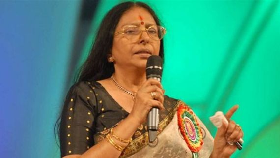 Urvashi sharada చనిపోయారంటూ ప్రచారం..  పనిపాటలేకుండా ఆ వెధవ చేసిందే ఇది !