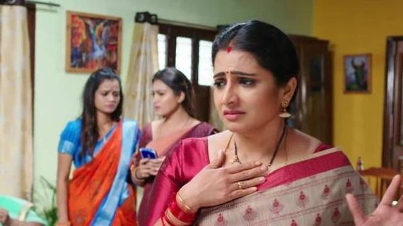 Vadinamma August 13th Episode: లక్ష్మణ్ హత్యాయత్నం.. మరింత విషమించిన వైదేహి ఆరోగ్యం? 