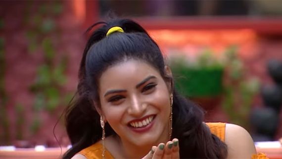 Bigg boss telugu 5: ఇలాంటివి ఓపెన్ గా అడిగితే ఎలా సార్.. నాగార్జున ముందు సిగ్గుపడిన ప్రియాంక!
