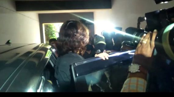 ఈడీ విచారణకు ఛార్మీ.. కెల్విన్ తో వాట్సాప్ చాట్ లీక్.. కీలక వివరాలతోనే ఇలా?