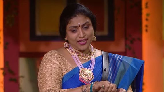 Bigg boss telugu 5: నా కొడుకు షణ్ముఖ్ గాడు అంటూ షాక్ ఇచ్చిన ఉమ.. లోబో, ప్రియాంక రొమాంటిక్ ట్రాక్