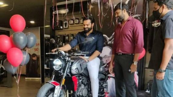  Sai Dharam Tej నడిపిన బైక్ కంపెనీ పేరు ఏంది? దాని ధర ఎంతంటే?