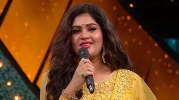 ఏం చేస్తావ్.. వీడు పెద్ద మగాడా? చేయి వేస్తే పగలగొట్టేస్తా: మితిమీరుతున్న ప్రియ వెక్కిలి చేష్టలు!