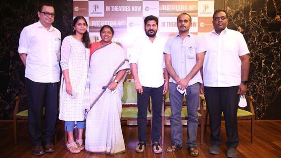 ‘రిపబ్లిక్’ మూవీపై రేవంత్ రెడ్డి రివ్యూ: సినిమా చూసిన తర్వాత ఎమ్మెల్యే సీతక్క రియాక్షన్ ఇలా!