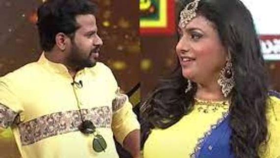 రోజాతో హైపర్ ఆది గొడవ: ఒక్కసారిగా పైకి లేచి అందరి ముందే అలా.. ఏకంగా అంత మాట అనడంతో!