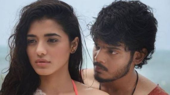 Romantic Twitter Review: ఆకాష్ పూరి చంపేశాడు కానీ.. రొమాంటిక్ ఎలా ఉందంటే?