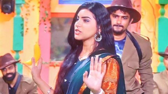  Bigg Boss 5: కిందికి వంగాను.. ఫటక్‌ అని ముద్దు పెట్టేశాడు.. జెస్సి కిస్సుకు ప్రియాంక ఆనందం