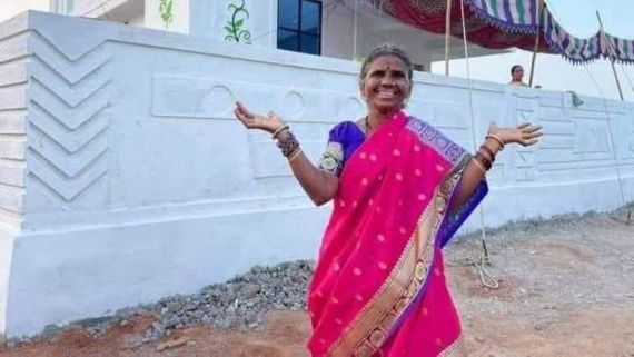  Gangavva నూతన గృహప్రవేశం.. కొత్త ఇంటిలోకి అడుగుపెట్టిన గంగవ్వ.. సెలబ్రిటీలు ఎవరెవరూ వచ్చారంటే... 