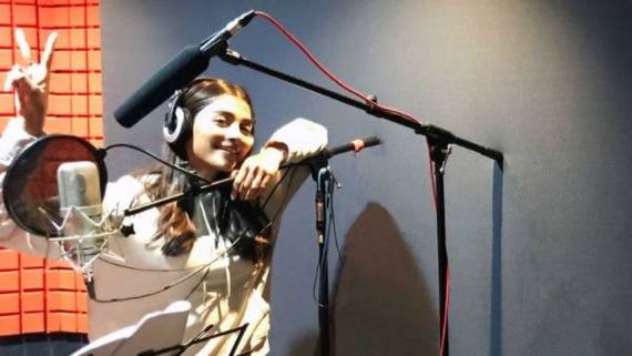 Radhe Shyam కోసం ఆ పని పూర్తి చేసిన పూజా హెగ్డే: ఆమె తర్వాత ప్రభాస్ వంతేనట