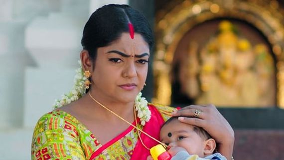  Karthika Deepam పద్మవ్యూహంలో చిక్కిన కార్తీక్ ఫ్యామిలీ.. మోనిత దెబ్బకు వంటలక్క కంటతడి!