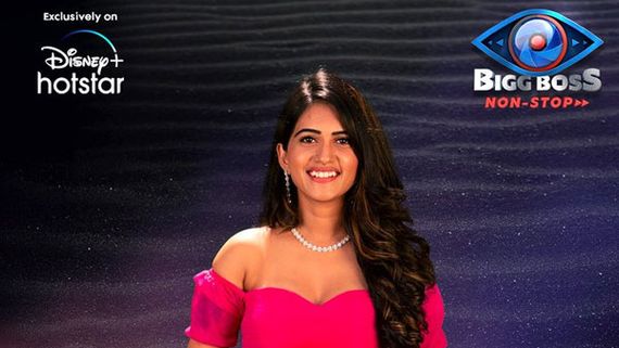 Bigg Boss NonStop: వస్తూనే షాకులు మీద షాకులు ఇచ్చిన  స్రవంతి.. రెండు సార్లు పెళ్లి అంటూ!