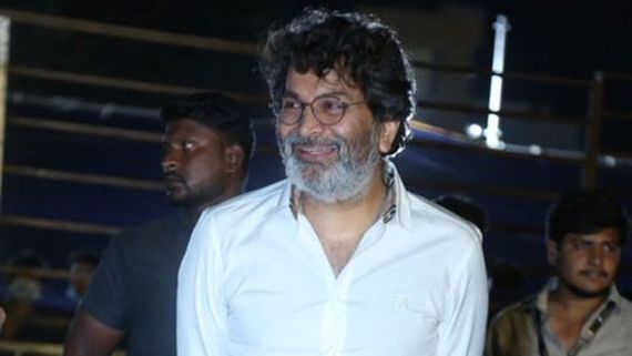 Bheemla Nayak ప్రీ రిలీజ్ ఈవెంట్.. త్రివిక్రమ్ మౌనం వెనుక అసలు కారణం ఇదే?