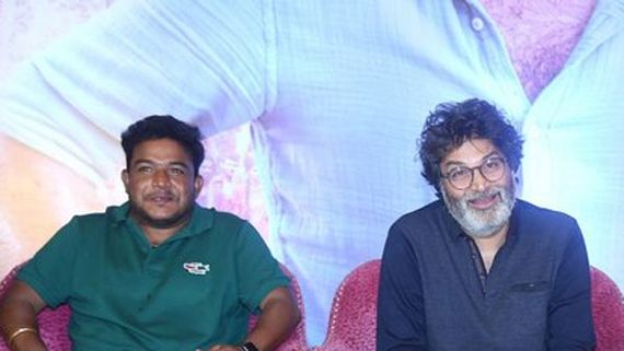 Bheemla Nayak త్రివిక్రమ్ లేకపోతే భీమ్లా నాయక్ లేడు.. అందుకే తొలగించాం.. దర్శకుడు సాగర్ ఇంటర్వ్యూ