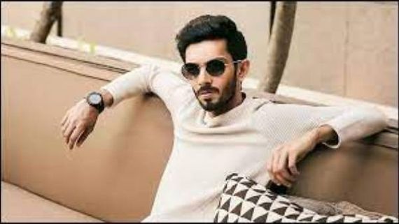  థమన్ ను డామినేట్ చేసే విధంగా టాలీవుడ్ పై అనిరుధ్ ఫోకస్.. స్టార్ హీరోలతో వరుస సినిమాలు?