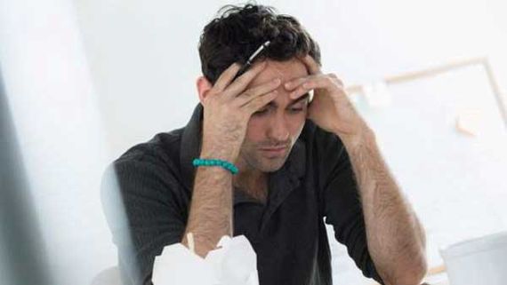 నిర్మాతల రక్తం పీలుస్తున్న ప్రముఖ నటుడు.. ఆ ఫీలింగ్ రావాలంటూ షో ఆఫ్.. లక్షలలో అదనపు ఖర్చు!