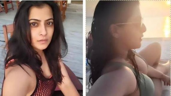  Varalaxmi Sarathkumar: బికినిలో జయమ్మ ఇలా ఉంటుందా.. చూస్తే చెమటలు పట్టాల్సిందే!