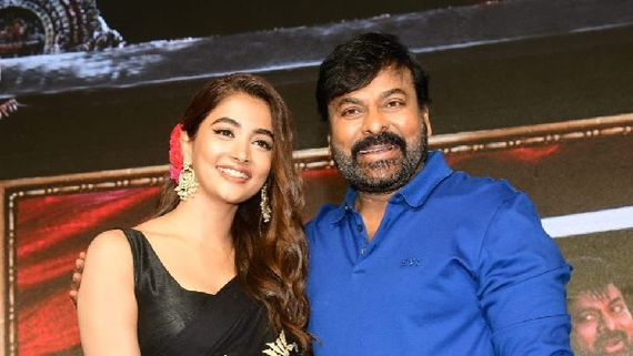 అప్పుడు సౌందర్య.. ఇప్పుడు పూజా హెగ్డే.. అన్నయ్య సీన్‌ను రిపీట్ చేసిన చిరంజీవి