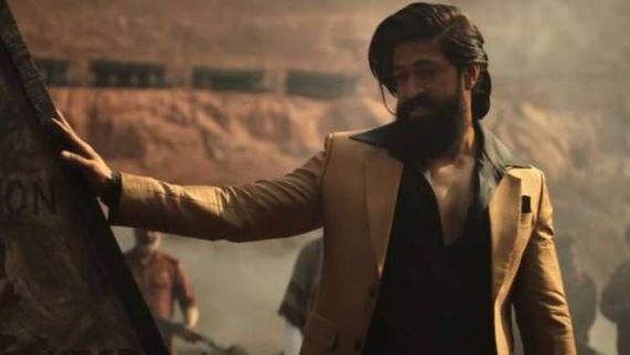  KGF Chapter 2 day 5 Hindi బాహుబలి రికార్డును బ్రేక్ చేసిన కేజీఎఫ్2.. ఒక రోజు ముందుగానే 200 కోట్లు.. 