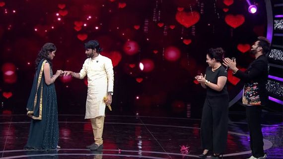 Telugu Indian Idol : ఉంగరాలిచ్చిన నిత్య మీనన్..  స్టేజ్ మీదనే ఎంగేజ్మెంట్ 