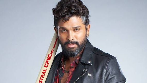  Allu Arjun: చేతిలో పైప్.. మొదటిసారి ఊహించని లుక్ లో ఐకాన్ స్టార్ అరాచకం