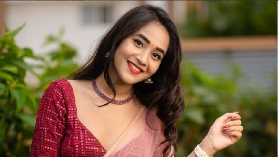  రోడ్డుపై దీప్తి సునైనా పరుగులు: పేరు మార్చుకున్న బ్యూటీ.. సీక్రెట్ త్వరలో రివీల్ చేస్తానంటూ!