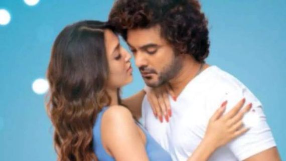 DJ Tillu విషయంలో హీరోయిన్ నేహా శెట్టికి మేకర్స్ షాక్.. పూర్తిగా ప్లాన్ చేంజ్?