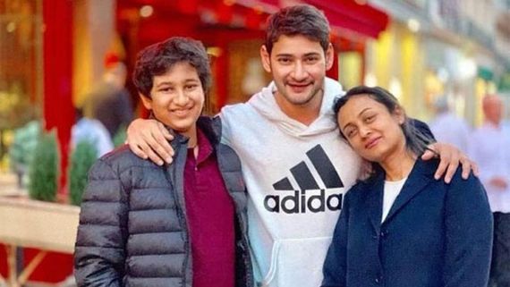 లండన్ కు మహేష్ బాబు.. కుమారుడి కోసమే అలా.. ఎందుకంటే?