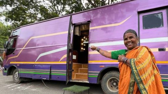  గంగవ్వ రేంజ్ మామూలుగా లేదు.. ప్రత్యేకంగా కారావాన్.. దాని రేటెంతో చెబుతూ..