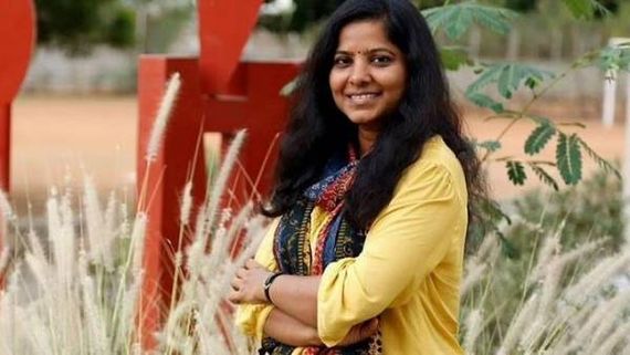 Kaali poster row : 'స్మోకింగ్ కాళి' పోస్టర్‌ను తొలగించాలి.. రంగంలోకి ఇండియన్ హైకమిషన్!