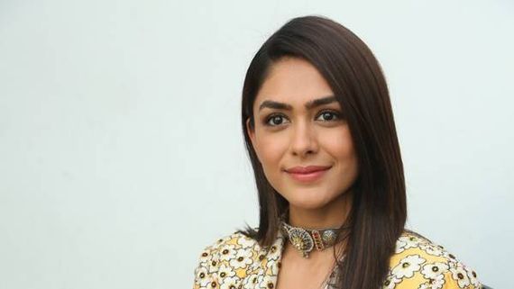 Sita Ramam మూవీ ఎందుకు చూడాలంటే.. ముద్దు ముద్దుగా మృణాల్ థాకూర్ ముచ్చట్లు