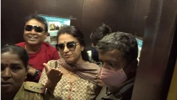 హోటల్ గదిలోరెడ్  హ్యాండెడ్‌గా పట్టుబడిన పవిత్ర నరేష్, చెప్పుతో కొట్టబోయిన నరేష్ మూడో భార్య