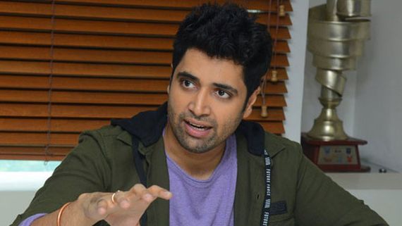 అడివి శేష్ కు కరోనా.. ఆ సినిమాలు చూడమంటూ ట్వీట్!