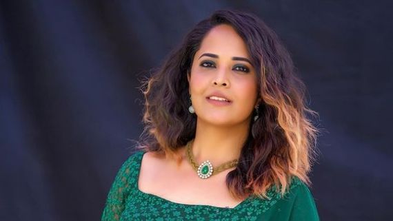 Anasuya Bharadwaj: అన్నంత పని చేసిన అనసూయ.. వాళ్ళపై సైబర్ క్రైమ్‌కు ఫిర్యాదు