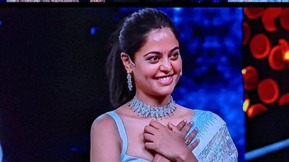 Bigg Boss Winner బిందుమాధవి డ్రెస్సింగ్ స్టైల్ పై నెగిటివ్ కామెంట్స్.. స్లిప్పర్ షాట్ కౌంటర్ ఇచ్చిన బ్యూటీ!