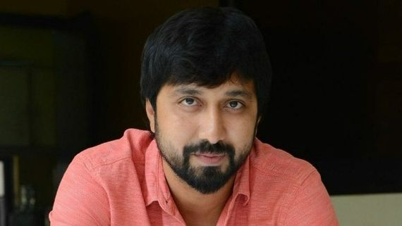 డైరెక్టర్ బాబీ ఇంట్లో విషాదం.. మెగాస్టార్ ప్రాజెక్ట్ తో బిజీగా ఉండగానే..